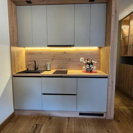 Private Dado - Vucko アパート 4*